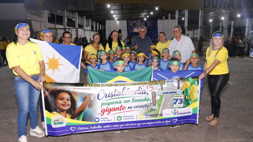 Momento Cívico celebra os 73 anos de Cristalândia com desfile e apresentações culturais